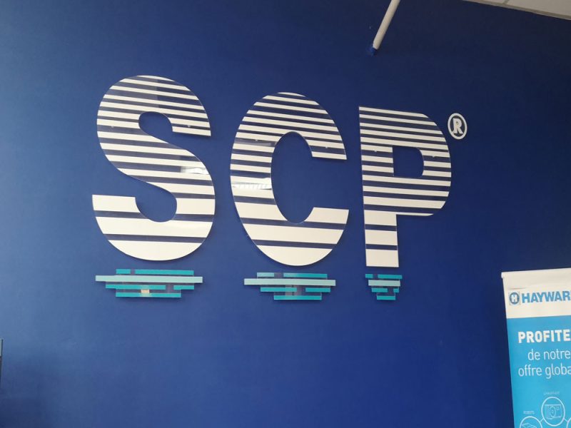 deco-logo-relief-scp