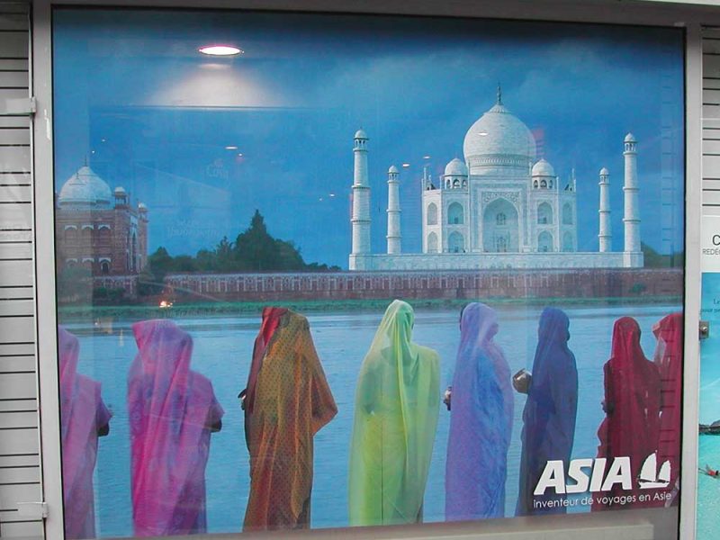 decor-vitrine-touromed-asia
